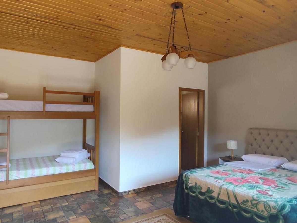 Pousada Estancia Shangri-La Cunha Bagian luar foto